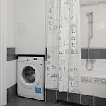 Apartman Family In With 3 Bedrooms & Ac Near Metro Stoklosy By Renters