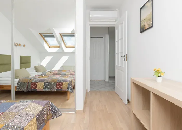 Apartment Family In With 3 Bedrooms & Ac Near Metro Stoklosy By Renters Warsaw