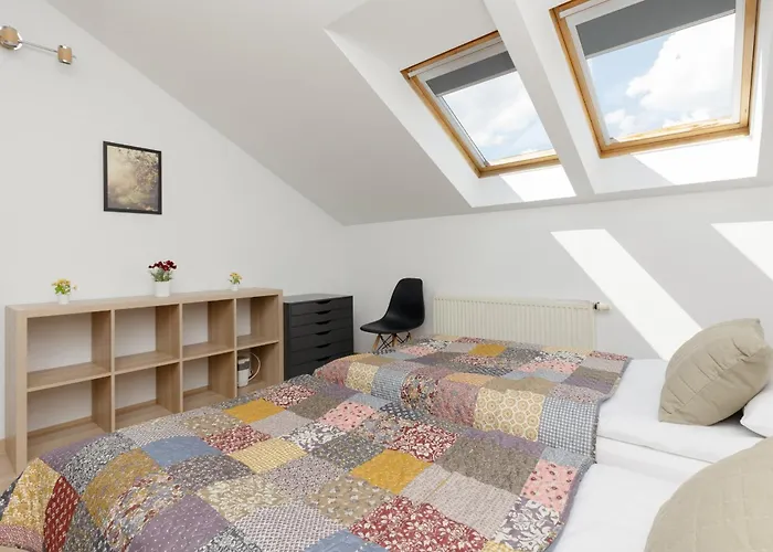 Family In With 3 Bedrooms & Ac Near Metro Stoklosy By Renters *